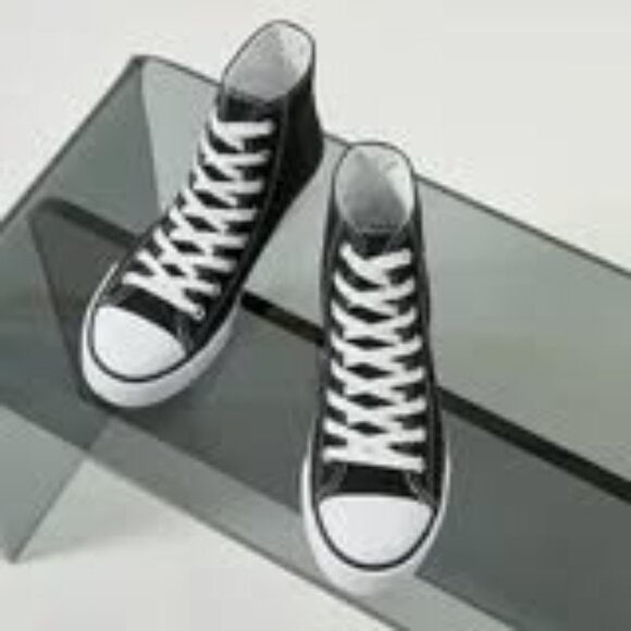 Ladies size 9 AOMAIS High top sneakers - Picture 11 of 11